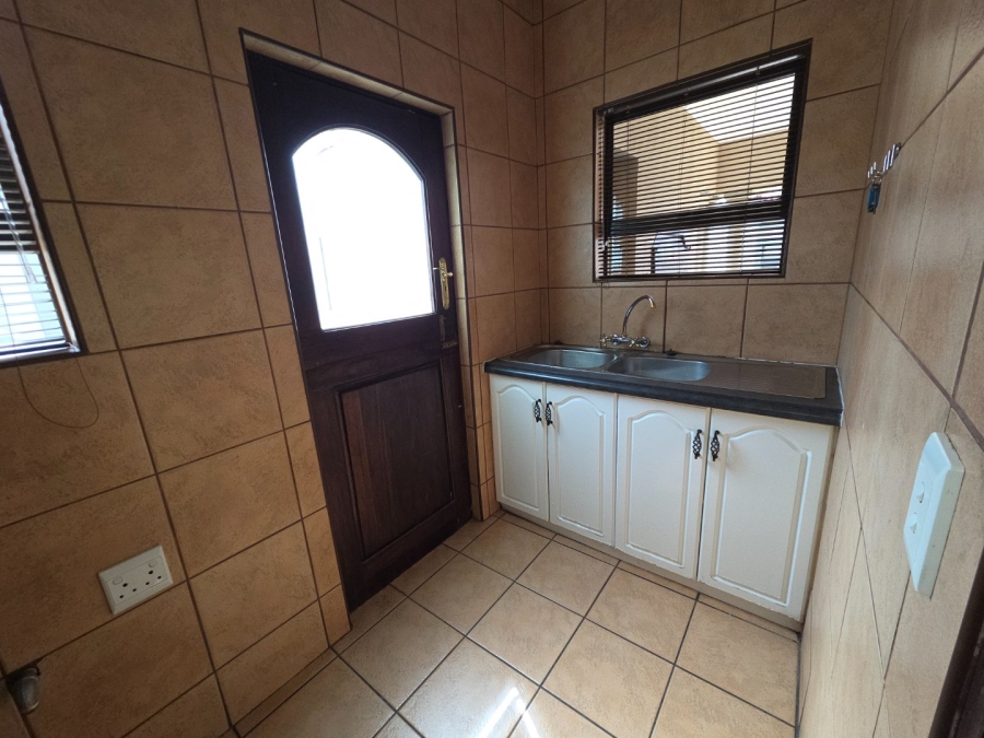 3 Bedroom Property for Sale in Dan Pienaar Free State